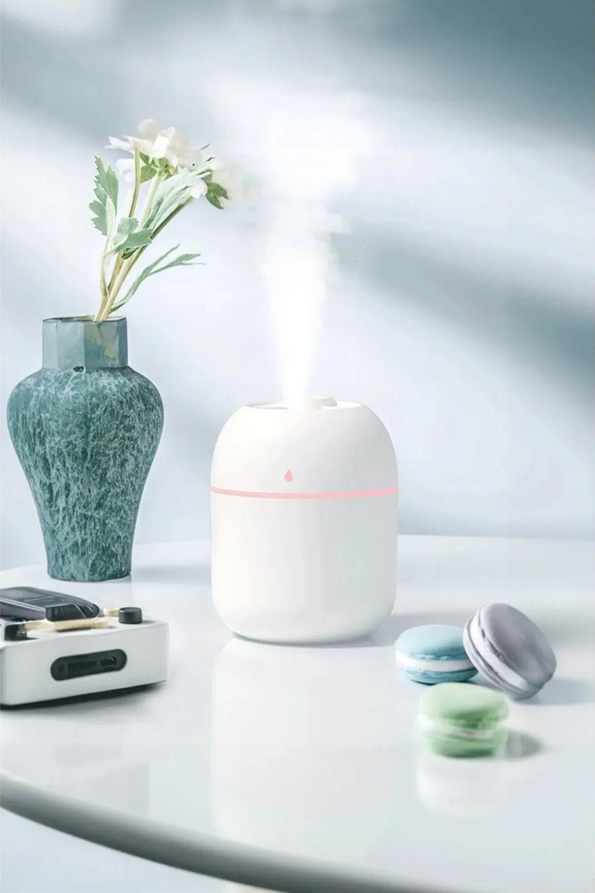 Humidifier Hava Nemlendirici Difüzör ve 3 adet Uçucu Yağı ile birlikte Japon Kiraz, Fransız Gülü, Yasemin